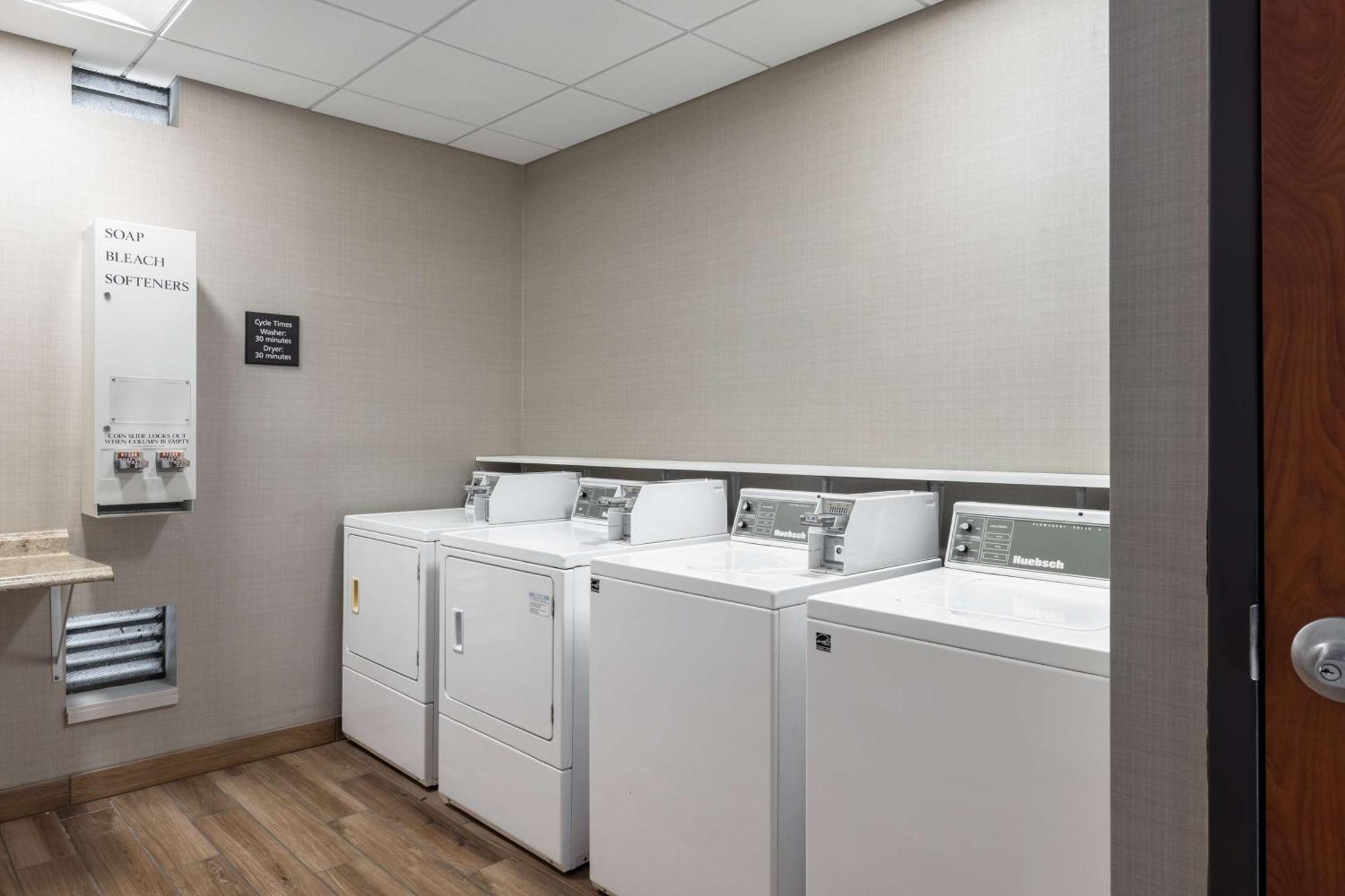 Hampton Inn&Suites Yuba City Bagian luar foto